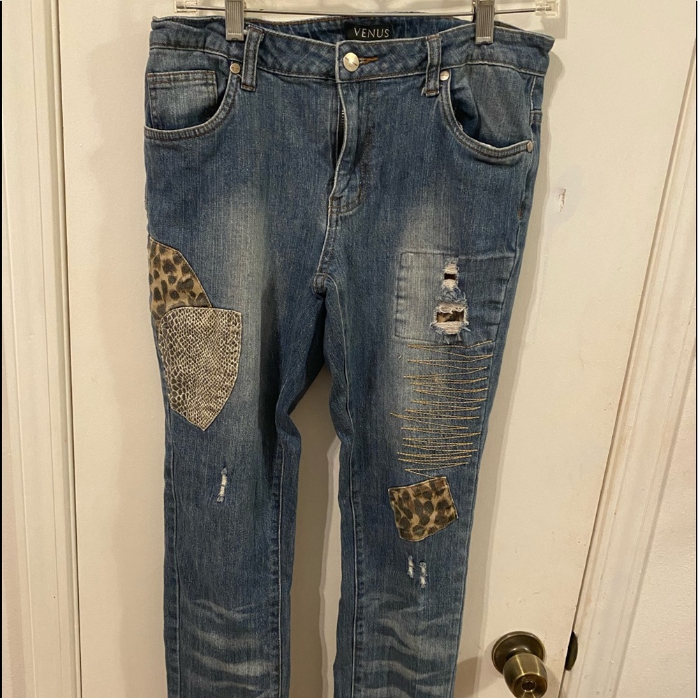 Venus animal print patch jeans size 6